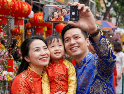  - Du khách ngoại quốc mách nhỏ cách du lịch Việt Nam tiết kiệm