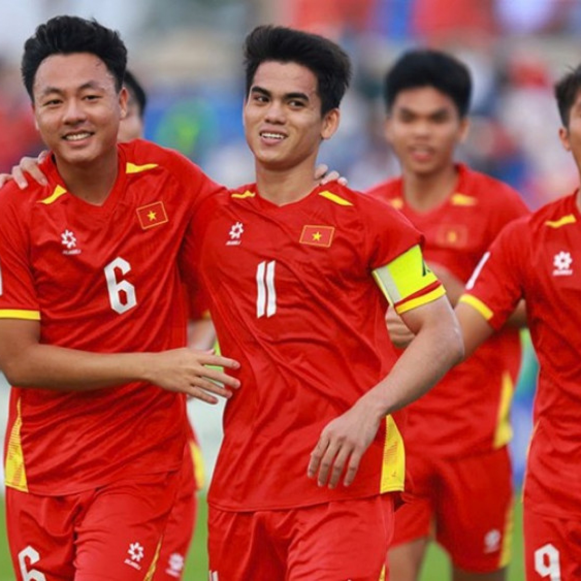  - U23 Việt Nam được "tặng quà", Văn Khang xé lưới U23 Kyrgyzstan trên chấm penalty