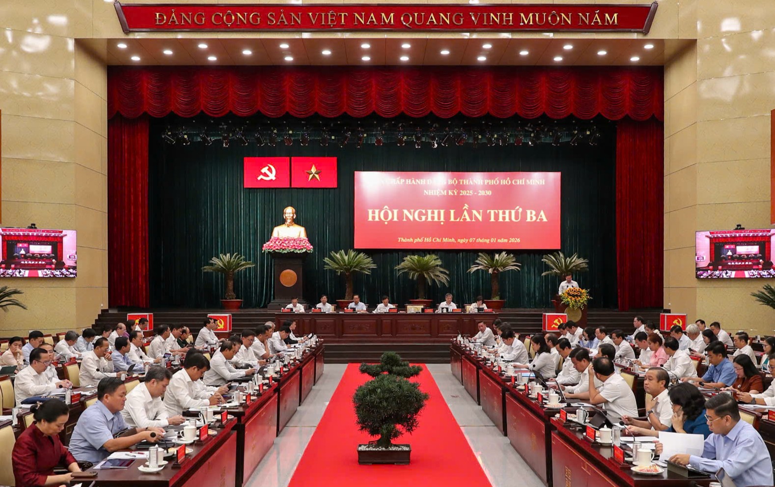 TP.HCM thực hiện các đột phá chiến lược quan trọng về phát triển hạ tầng - 1