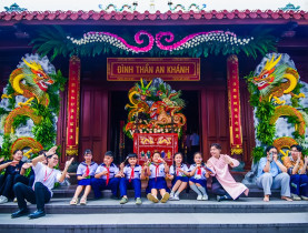  - Về đình An Khánh xem hát bội, nặn tò he, thưởng thức ẩm thực dân dã