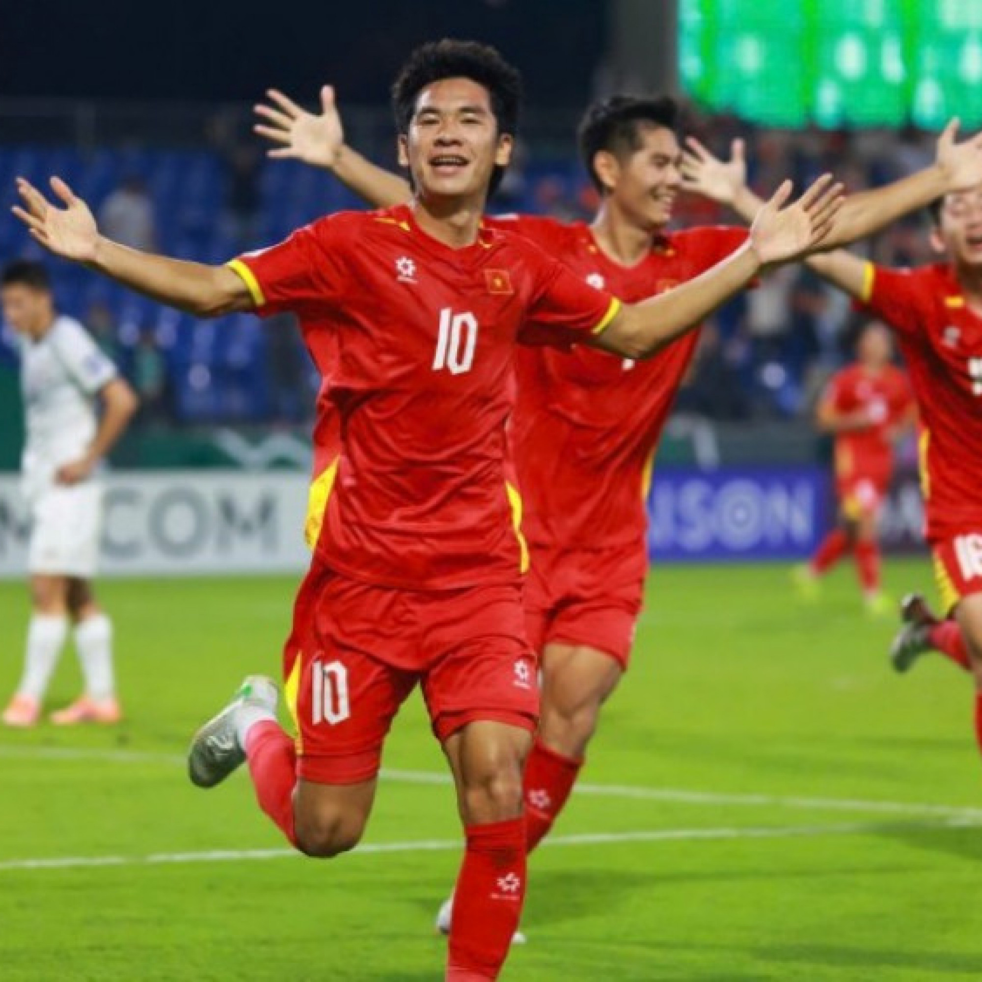  - U23 Việt Nam thắng trận thứ 2 liên tiếp: HLV Kim Sang Sik và "ma thuật đen" khuynh đảo U23 châu Á
