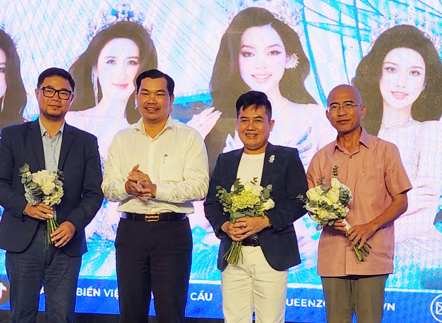 Dàn sao xuất hiện tại họp báo Hoa hậu Biển Việt Nam Toàn Cầu 2026 - 2