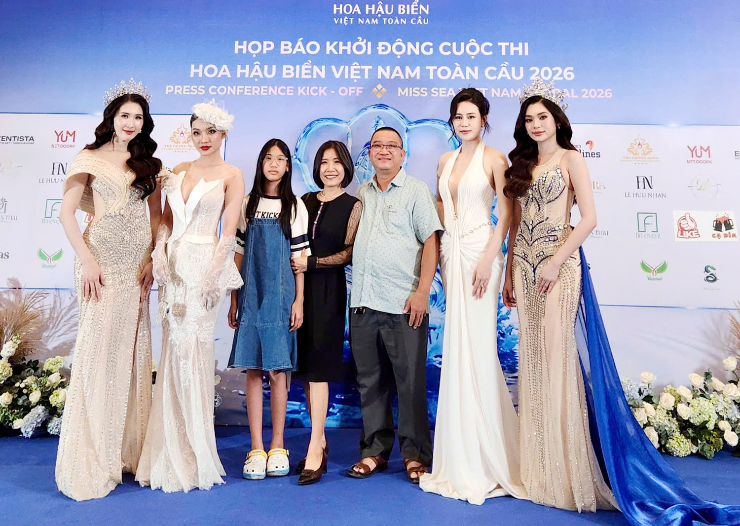 Dàn sao xuất hiện tại họp báo Hoa hậu Biển Việt Nam Toàn Cầu 2026 - 10