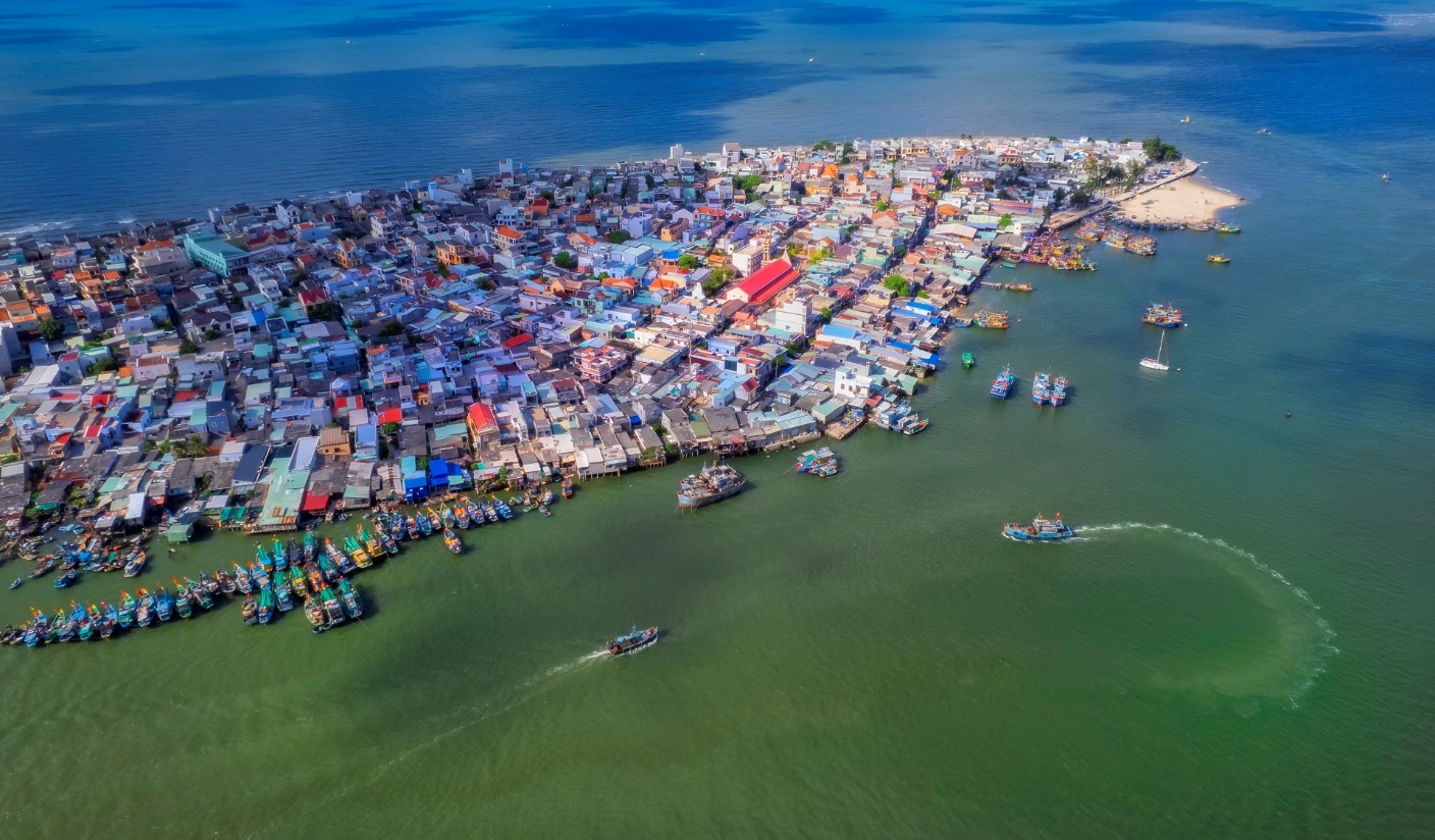 TP.HCM công bố 12 dấu ấn nổi bật năm 2025: Du lịch bứt phá toàn diện - 2