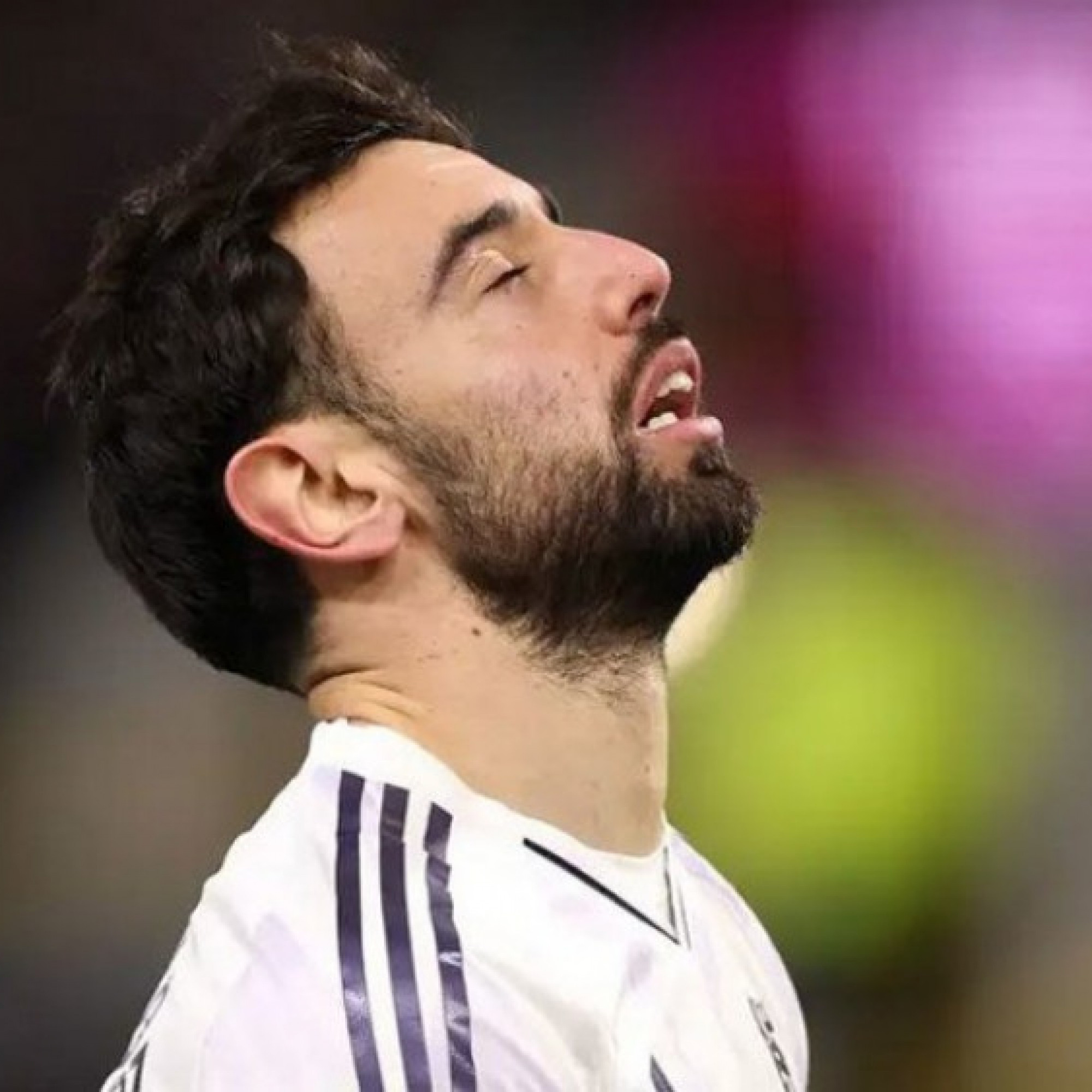  - Fernandes tính rời MU sau khi Amorim bị sa thải: Lộ điều khoản đặc biệt 57 triệu bảng