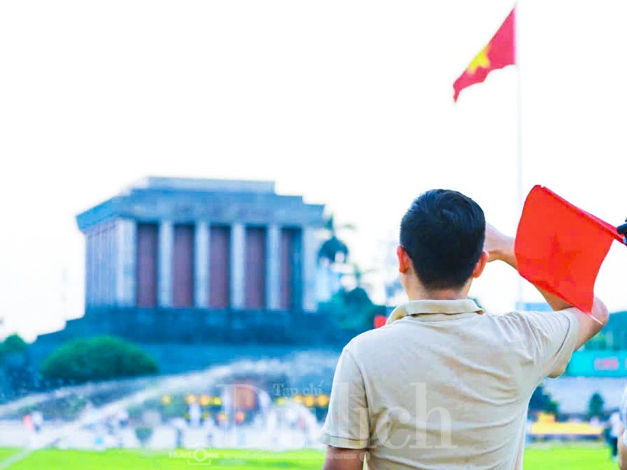 Rạng rỡ sắc thắm trên ‘Thành phố Bác’: Hành trình văn hóa chào mừng ngày hội lớn của non sông - 8