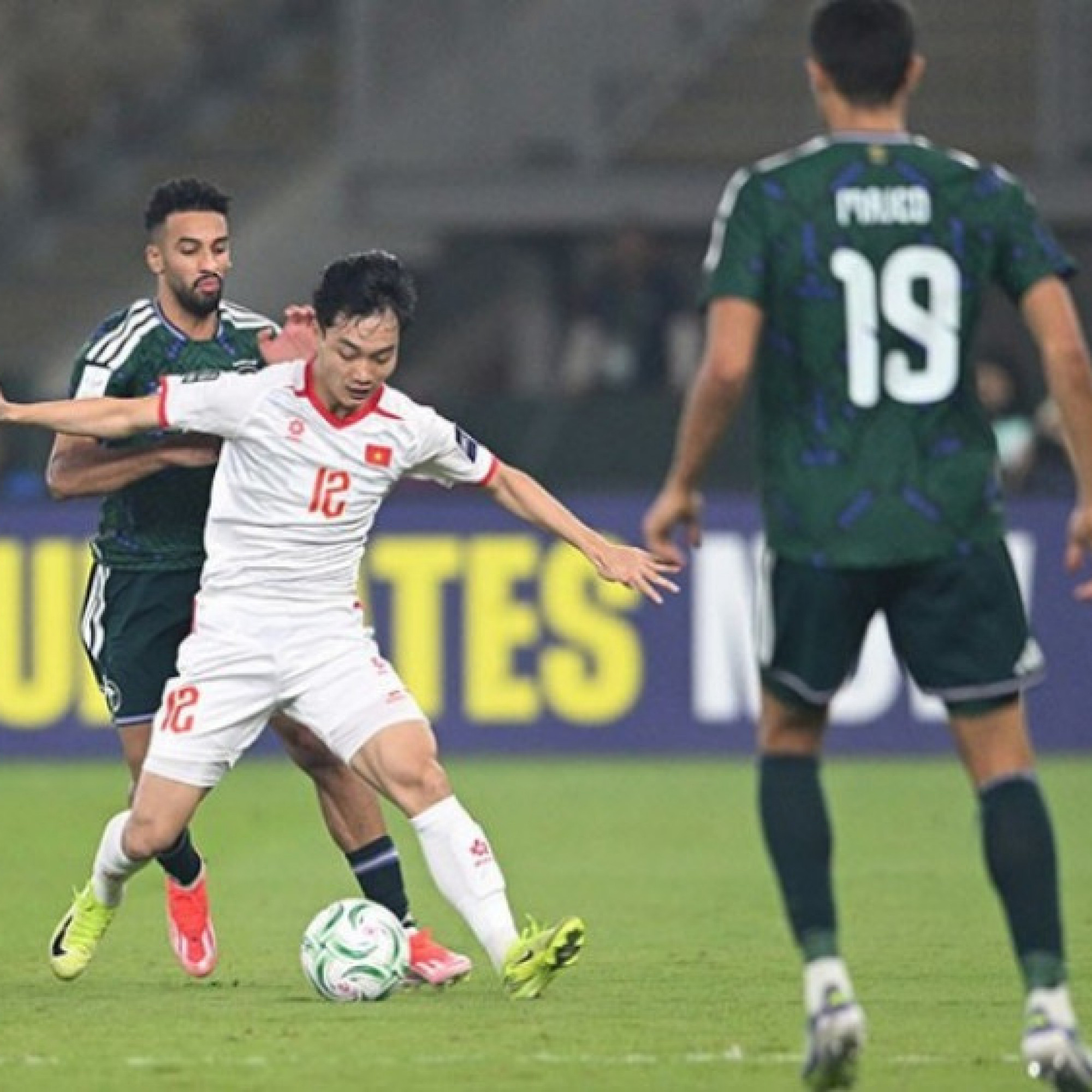  - Video bóng đá U23 Saudi Arabia - U23 Việt Nam: Phòng ngự kiên cường (U23 châu Á)