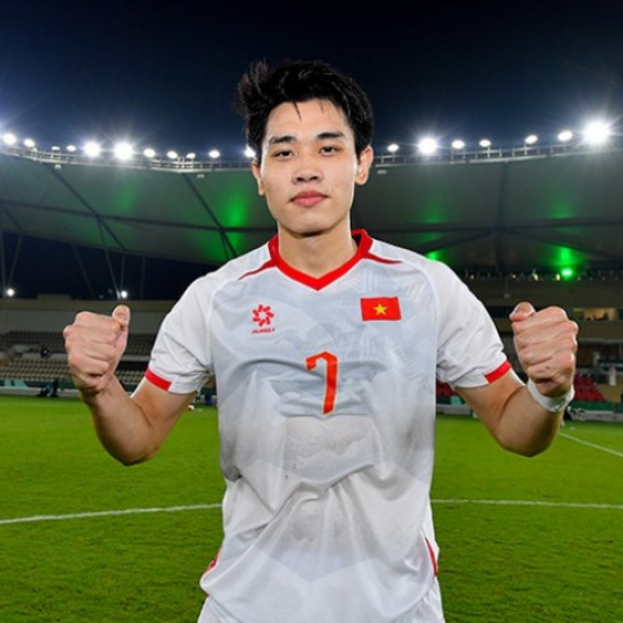  - Đình Bắc tiết lộ chỉ đạo của HLV Kim Sang Sik trước siêu phẩm định mệnh