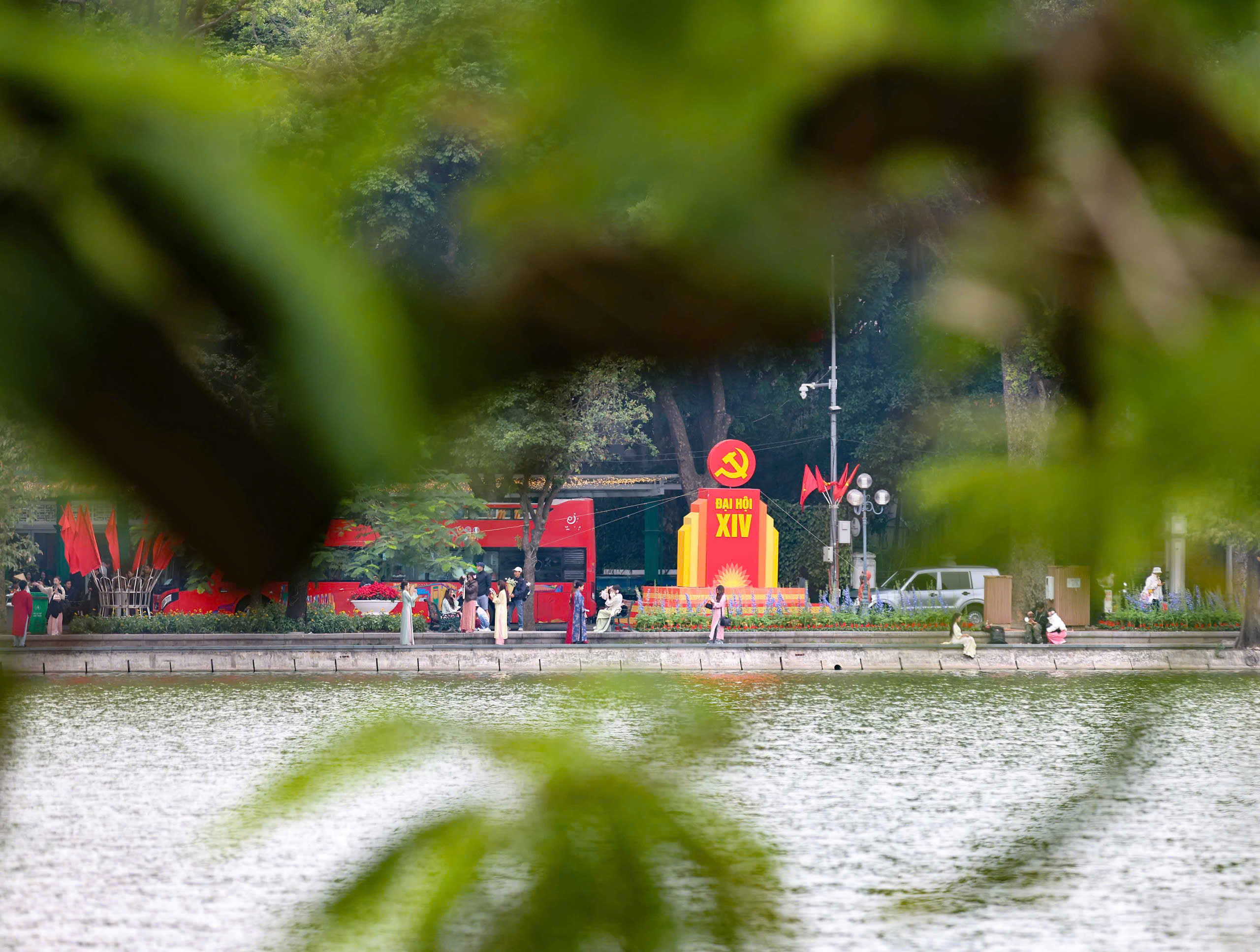 Chương trình nghệ thuật đặc biệt 'Dưới lá cờ vẻ vang của Đảng' sẽ tạo dấu ấn sâu sắc trong lòng người dân - 5