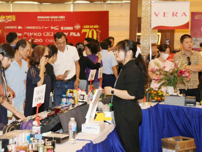 Mua sắm - Cần Thơ Mega Sale 2026 hút du khách săn hàng hiệu khuyến mại