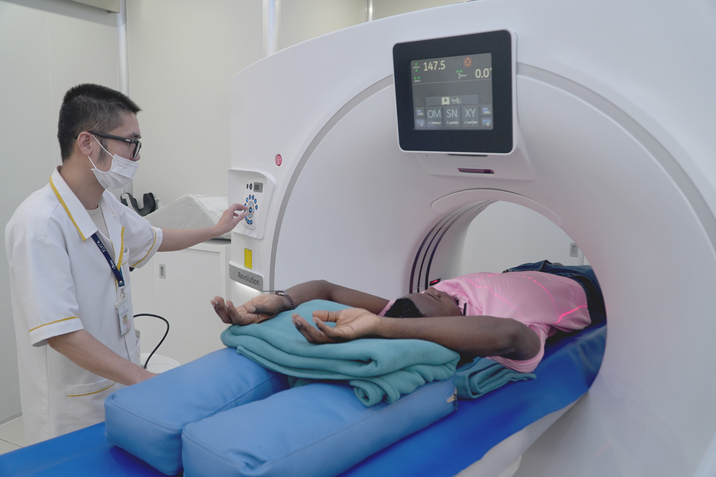 benh vien tu nhan dau tien o quang ngai du dieu kien chua benh cho nguoi nuoc ngoai - 3