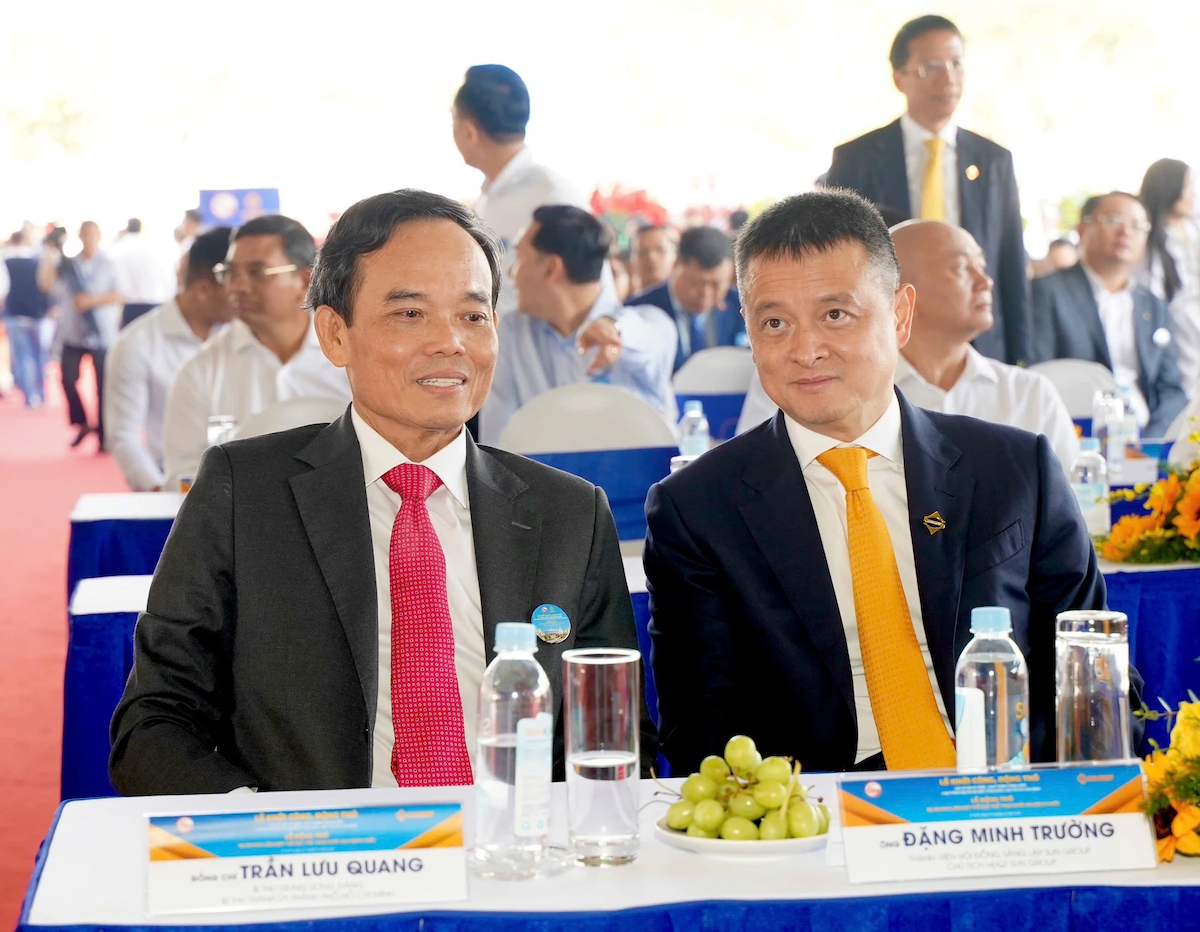 Loạt công trình trọng điểm được khởi công, TP.HCM tái cấu trúc không gian đô thị - 1