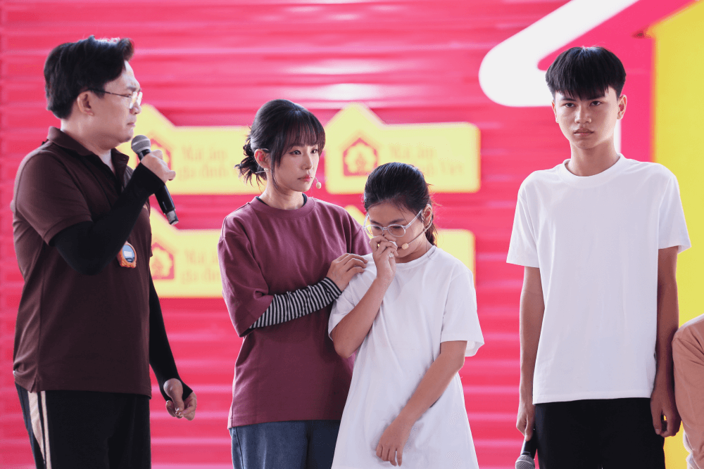 Lương Bích Hữu khẳng định không sợ mất hình tượng khi tham gia “Mái ấm gia đình Việt” - 4