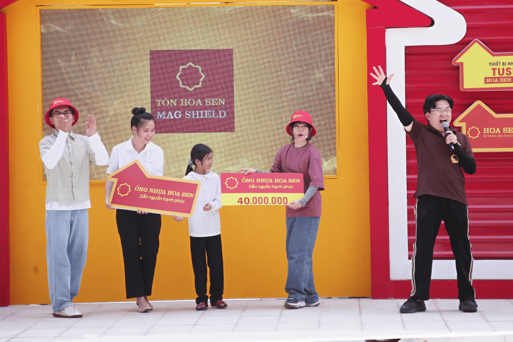 Hơn nửa tỷ đồng được trao đến các em nhỏ mồ côi trong tập 169 chương trình Mái ấm gia đình Việt - 4