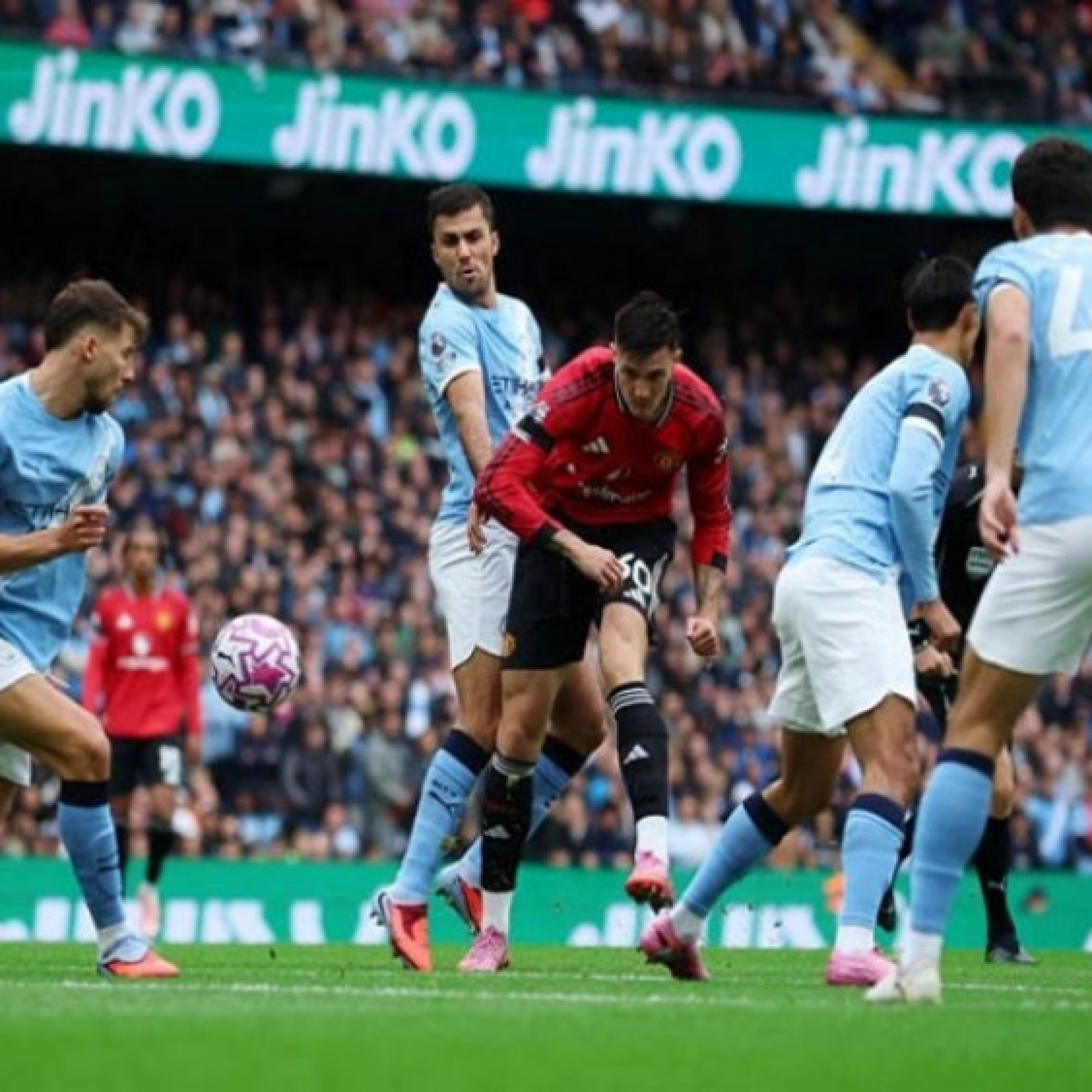  - Dự đoán tỷ số MU - Man City: HLV Carrick ra mắt, đấu trí với Pep Guardiola