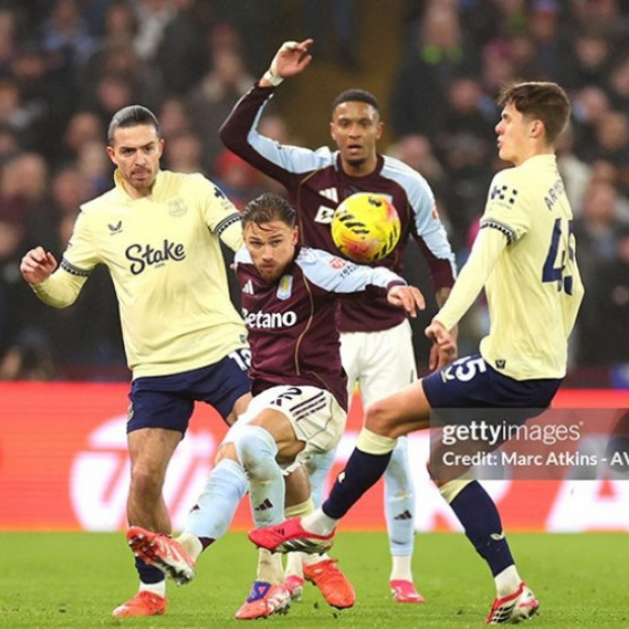  - Kết quả bóng đá Aston Villa - Everton: Sai lầm tai hại (Ngoại hạng Anh)