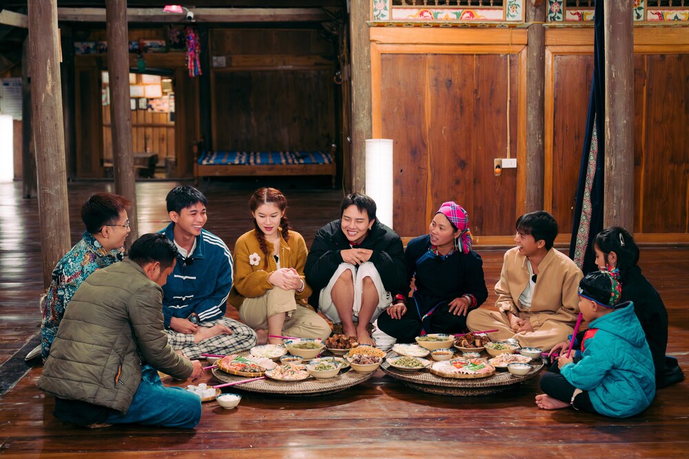 “Gia Đình Haha” trở lại Bản Liền: Ngày đoàn viên ấm áp giữa mùa đông Tây Bắc - 3