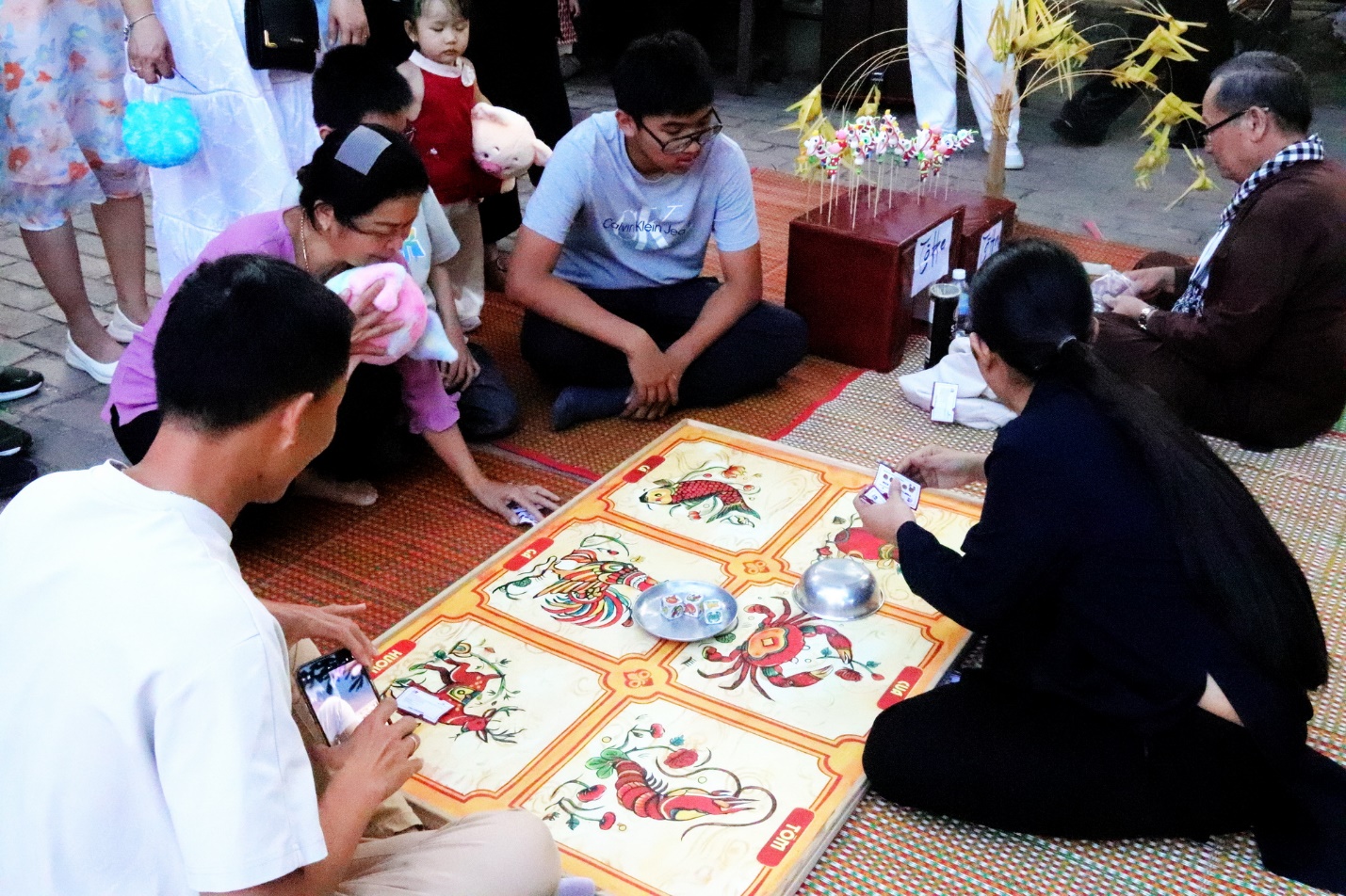 Lễ hội Tết xưa: Chuyến trở về ký ức Tết Việt - 3