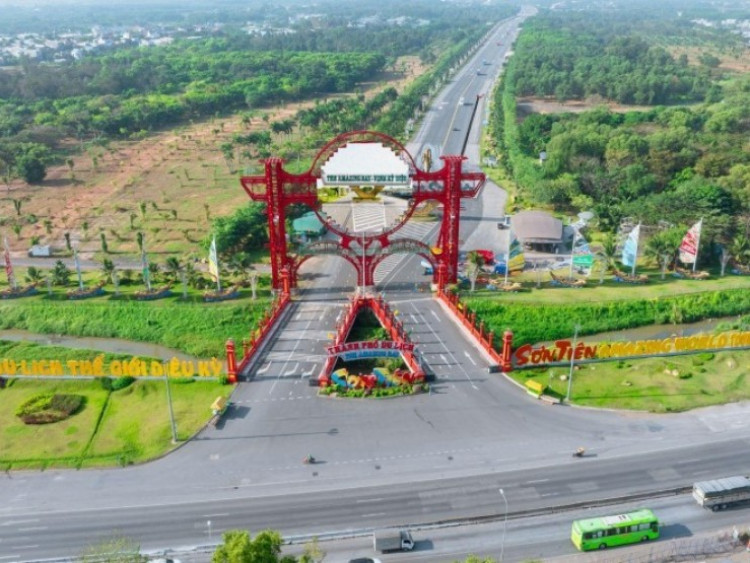 Một ngày xanh thật xanh giữa lòng thành phố du lịch Sơn Tiên