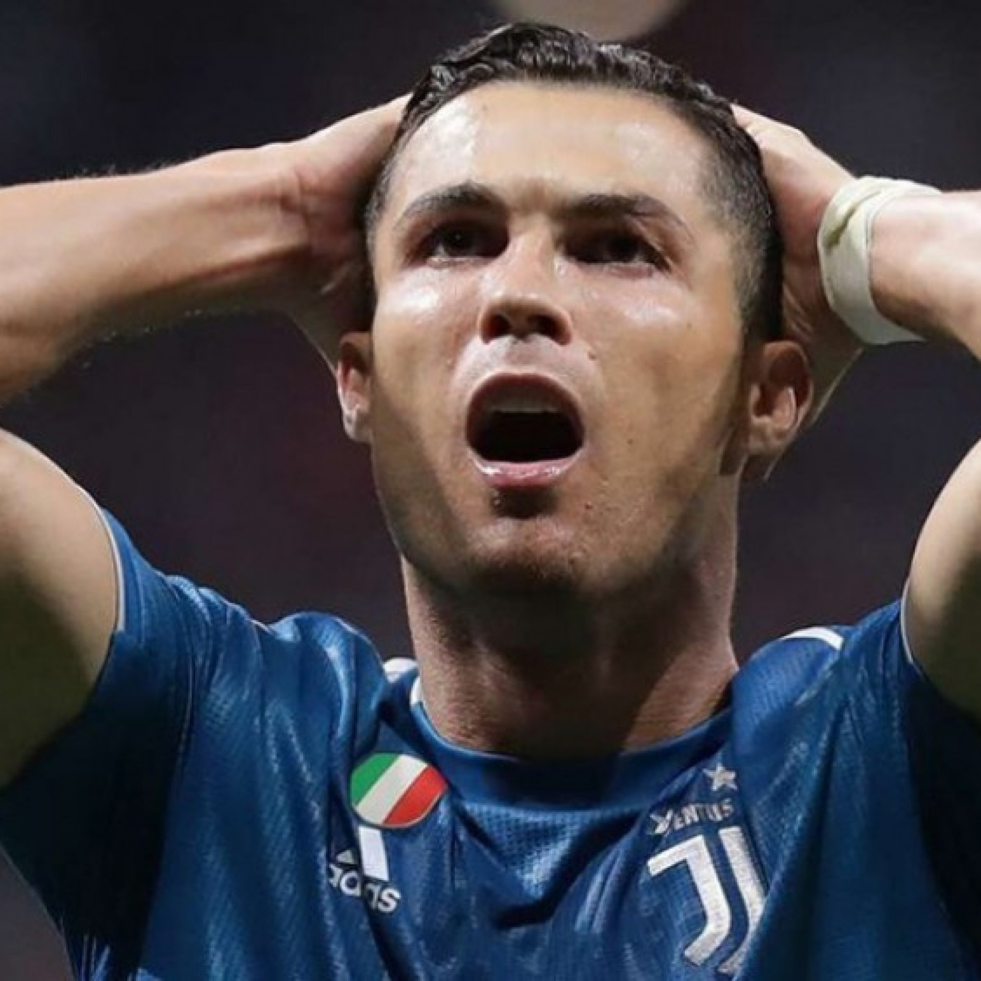 - Ronaldo thắng Juventus vụ kiện 8,5 triệu bảng, "Bà đầm già" kháng cáo bất thành