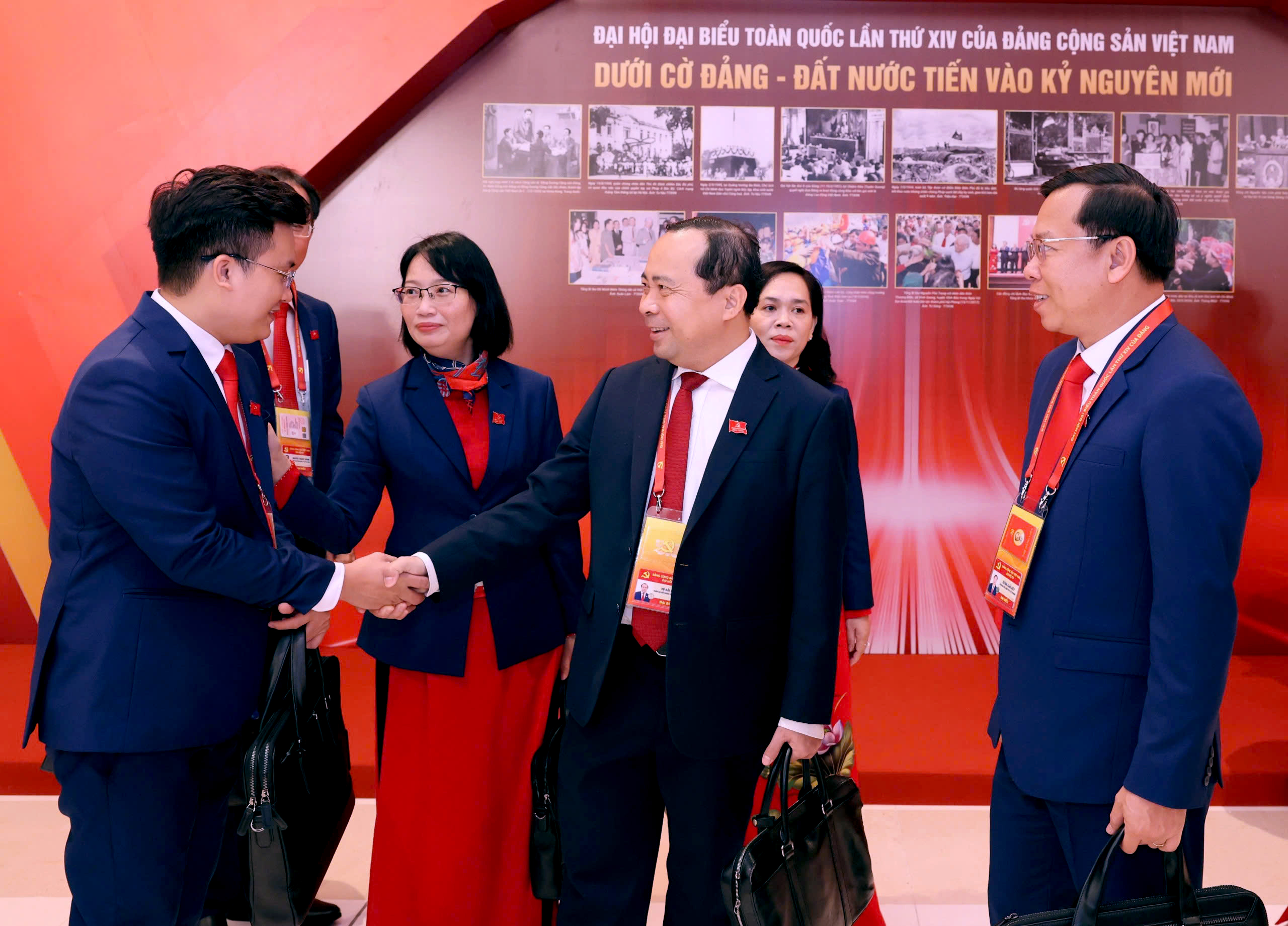 doan dai bieu tp.hcm du khai mac dai hoi dang xiv - 7