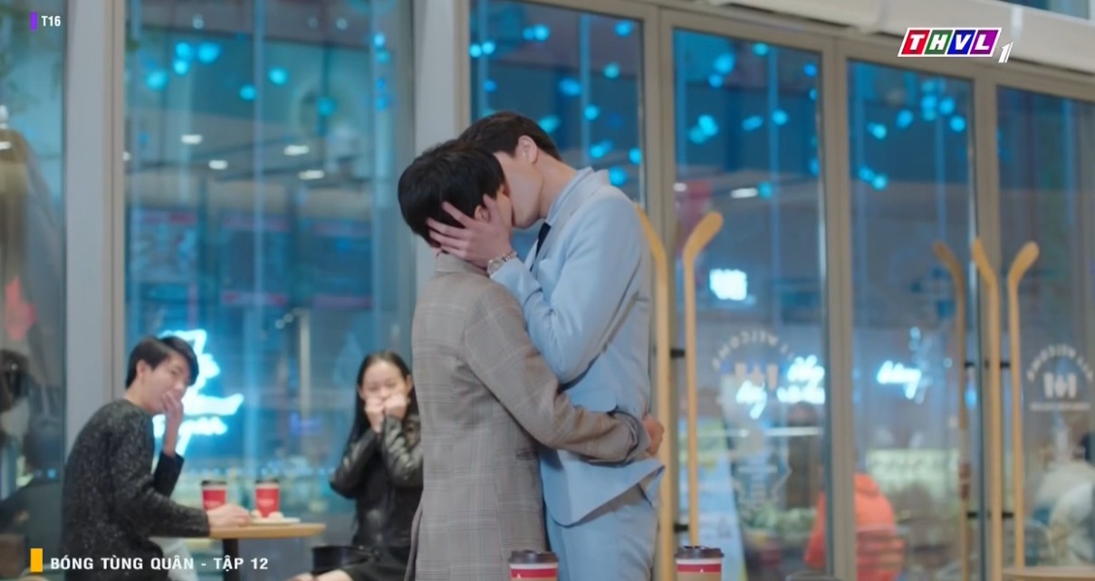 “Bóng tùng quân” tập 12: Ngụy Lam tỏ tình thành công Hồng Tinh Tinh, chính thức có nụ hôn đầu tiên - 1