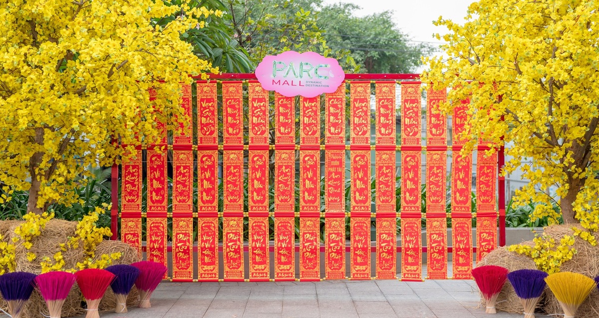 Trung tâm thương mại TP.HCM sớm rực rỡ sắc xuân đón Tết 2026 - 13