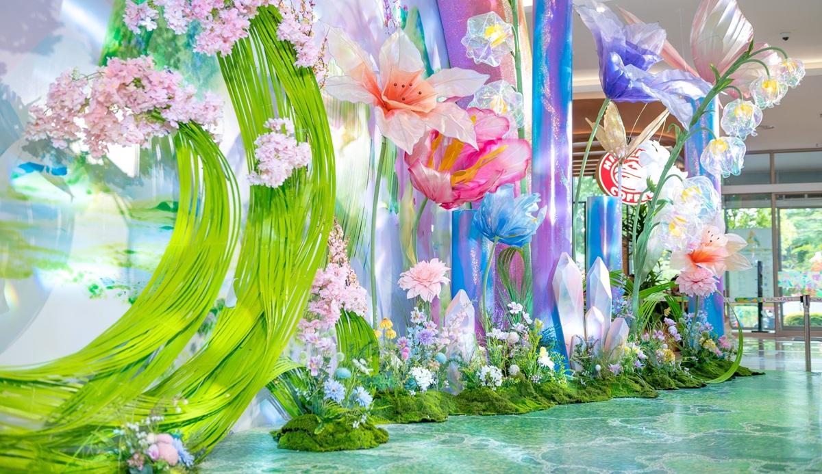 Trung tâm thương mại TP.HCM sớm rực rỡ sắc xuân đón Tết 2026 - 12