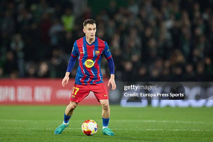 MU đại tu tuyến giữa: Nhắm chiêu mộ "Rodri 2.0" và thần đồng Barcelona - 2