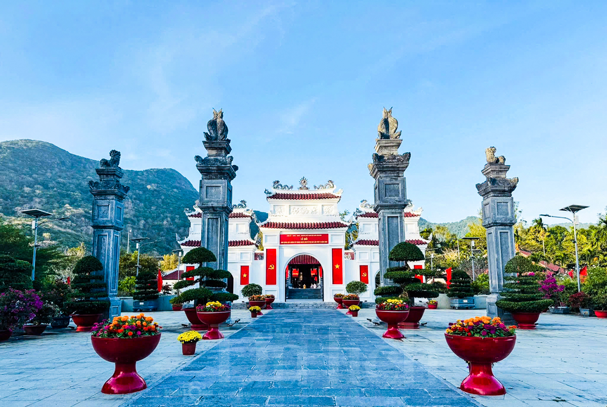 Côn Đảo linh thiêng bản hùng ca bất tử Võ Thị Sáu - 2