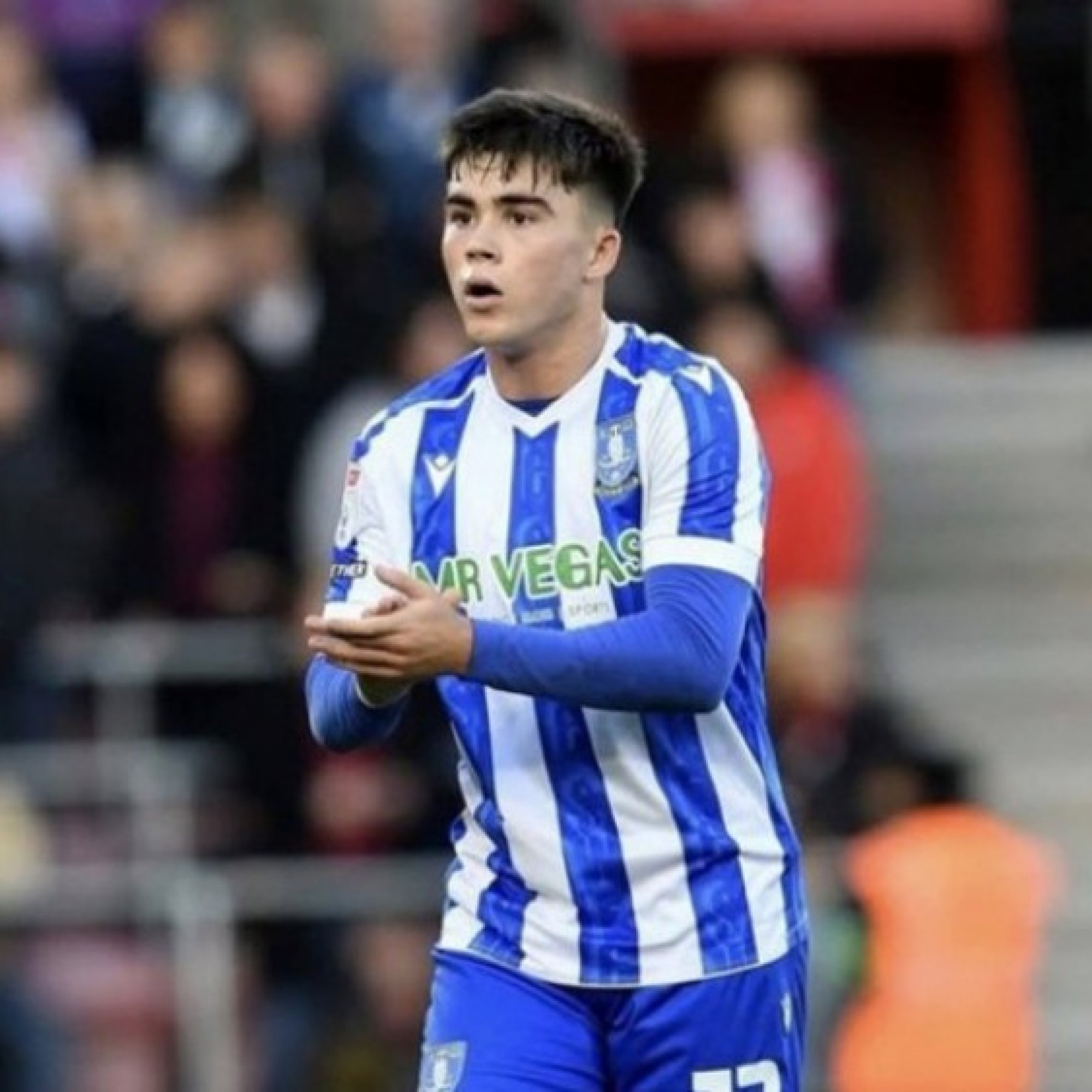  - Tin mới nhất bóng đá sáng 23/1: MU cho 2 sao trẻ đi nghiệp