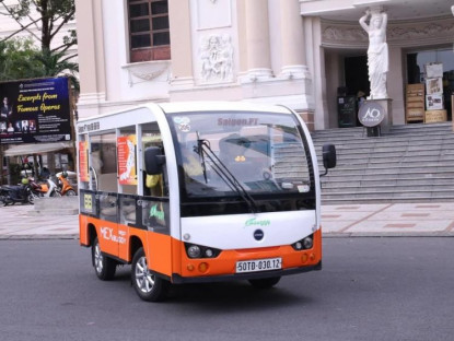 TP.HCM rà soát, chờ quy định mới về xe 4 bánh du lịch chạy điện