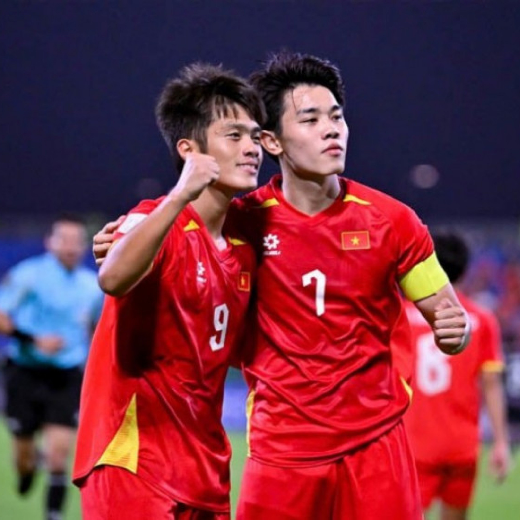  - Báo Hàn sốc vì U23 Việt Nam thắng với chỉ 10 người, tâm phục khẩu phục HLV Kim Sang Sik