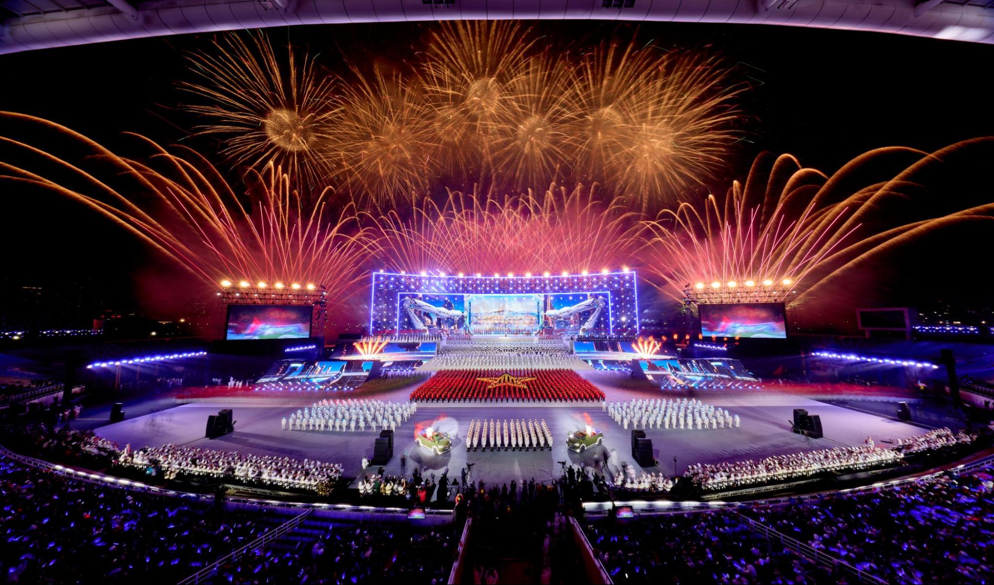 Đại tiệc pháo hoa thắp sáng đêm Hà Nội - 4