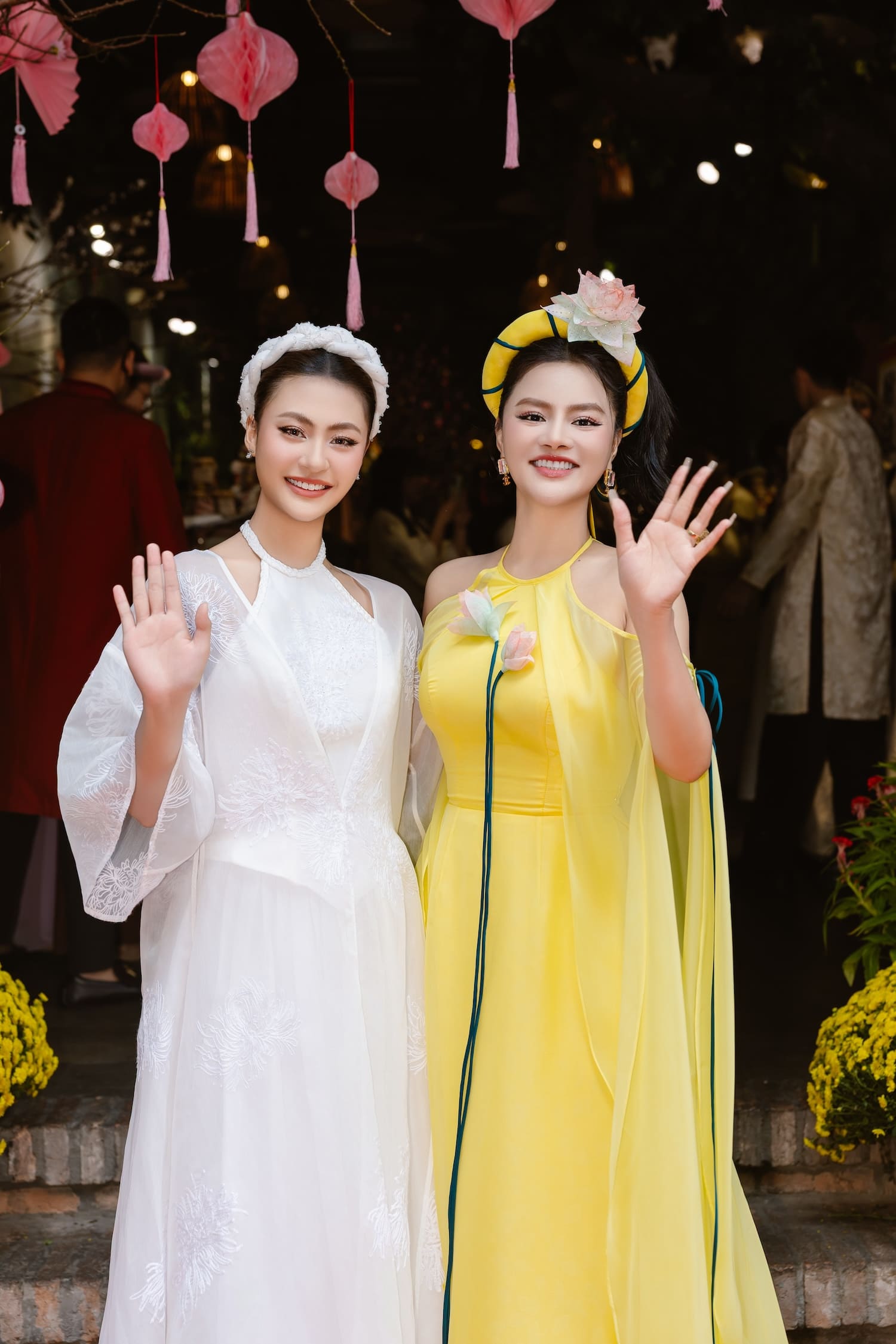 Miss Cosmo 2025 Yolina Lindquist hoá thân thành nàng thơ, hào hứng với trò chơi dân gian Việt Nam - 1