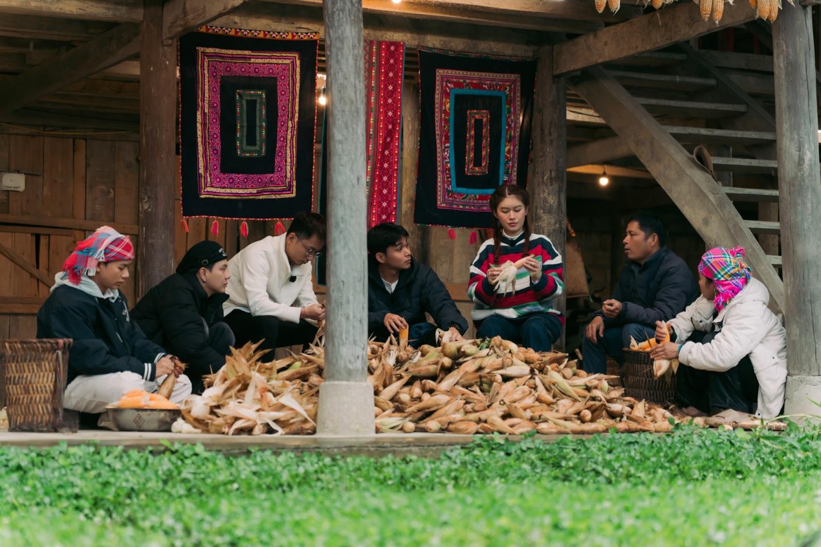 Gia Đình Haha: Hai tiếng “người nhà” sưởi ấm mùa đông Bản Liền - 4