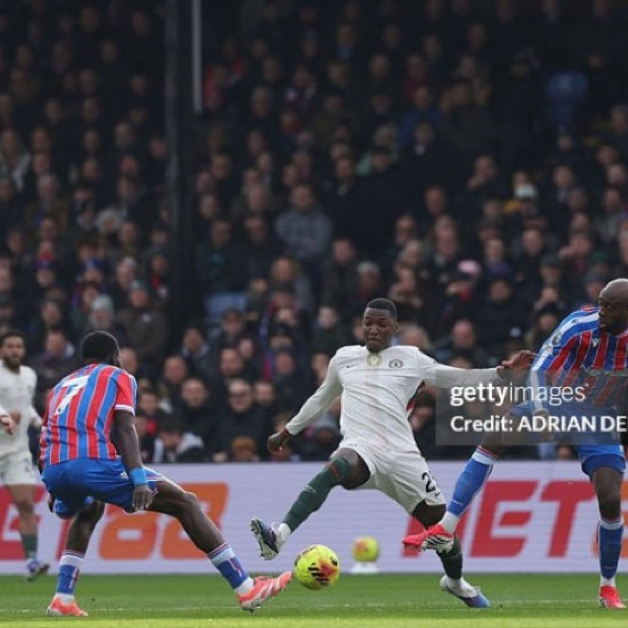  - Trực tiếp bóng đá Crystal Palace - Chelsea: Pedro nhân đôi cách biệt (Ngoại hạng Anh)