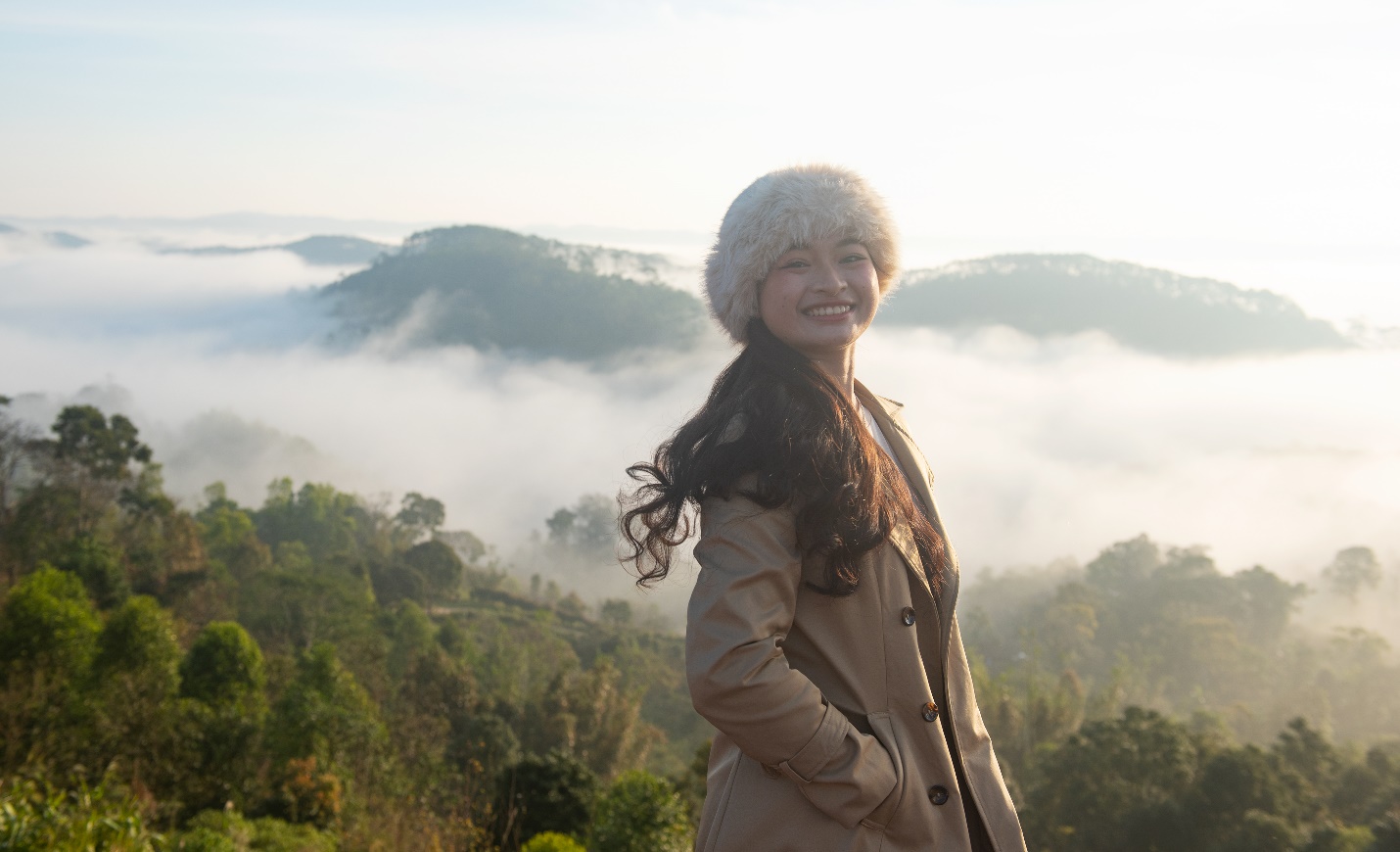 binh minh sac hong giua dai ngan mang den - 8