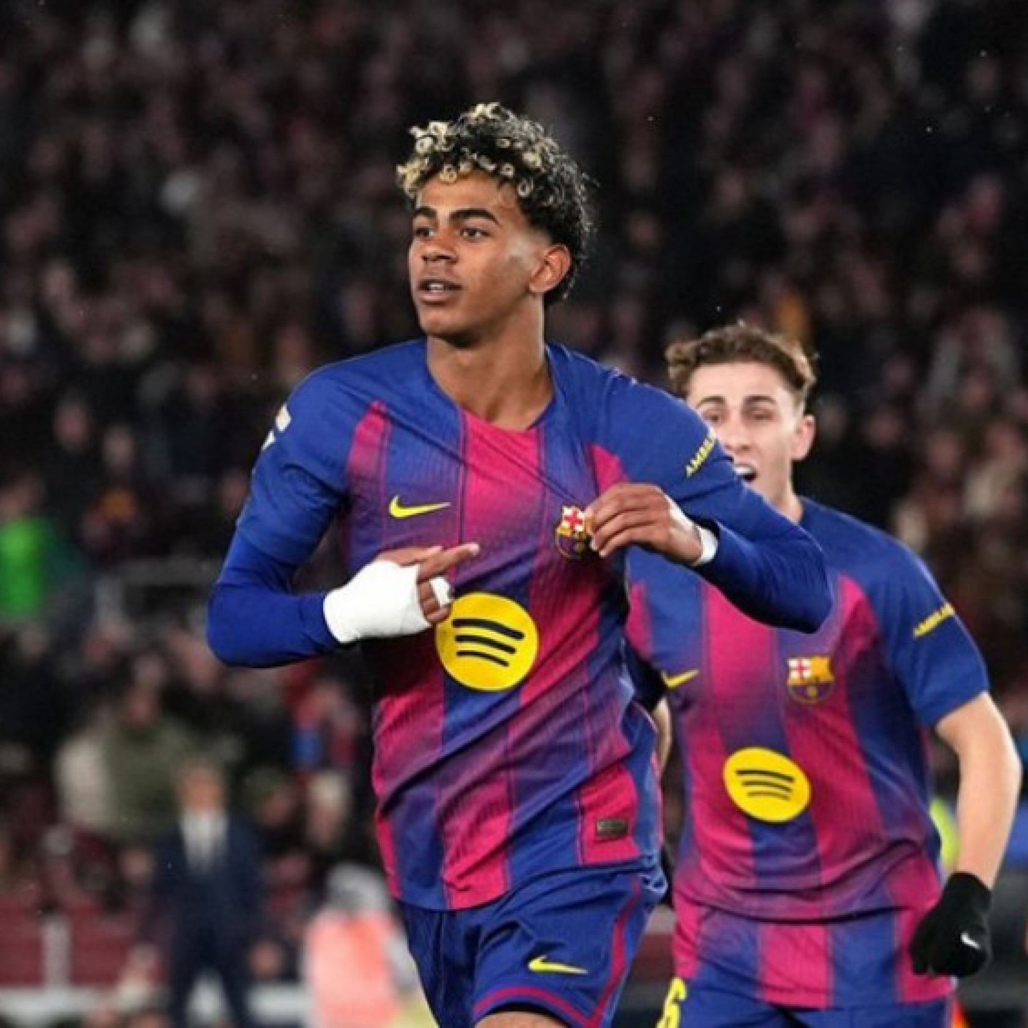  - Nóng bảng xếp hạng La Liga: Barcelona đòi lại ngôi đầu, Atletico Madrid lọt top 3