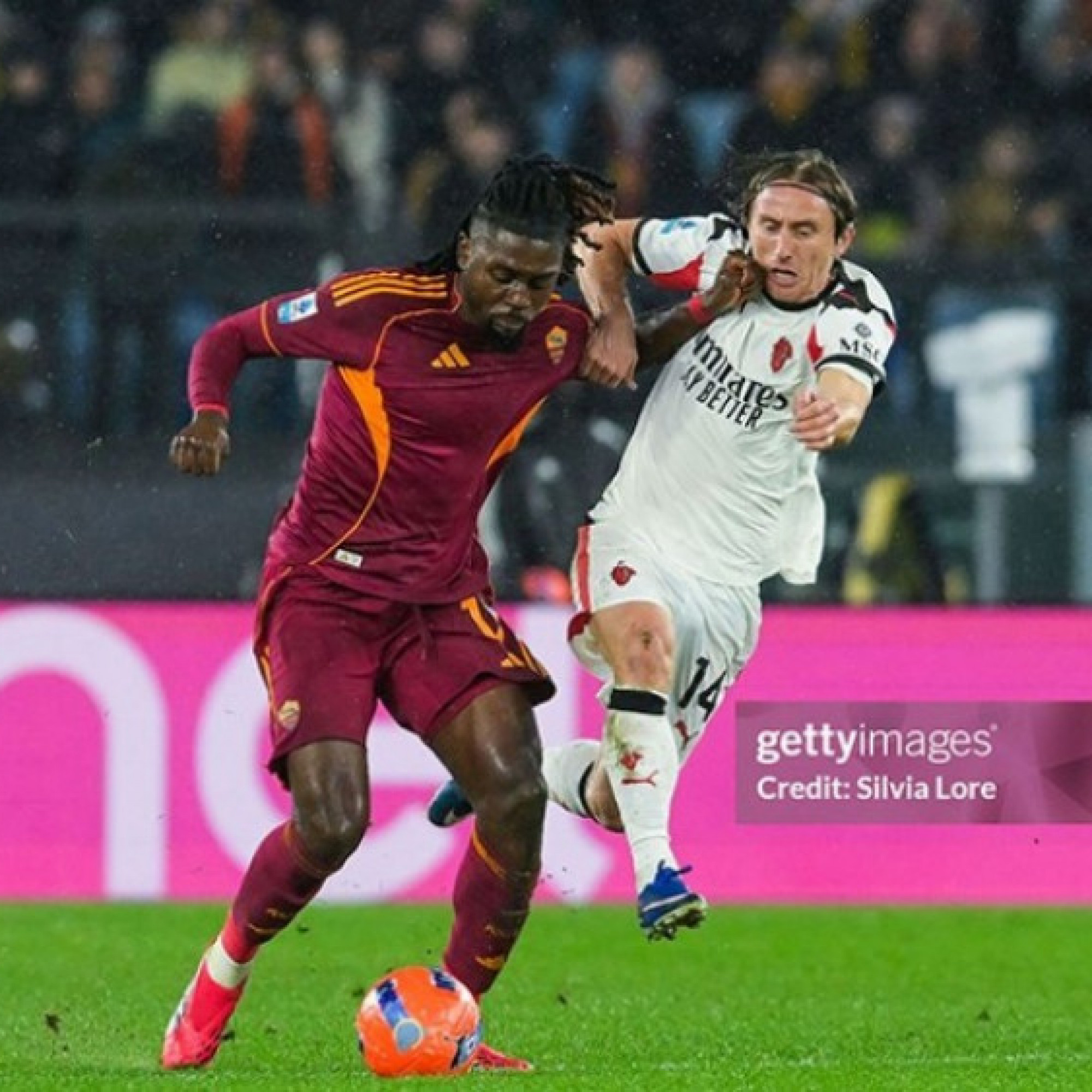  - Video bóng đá Roma - AC Milan: Dấu ấn Modric (Serie A)