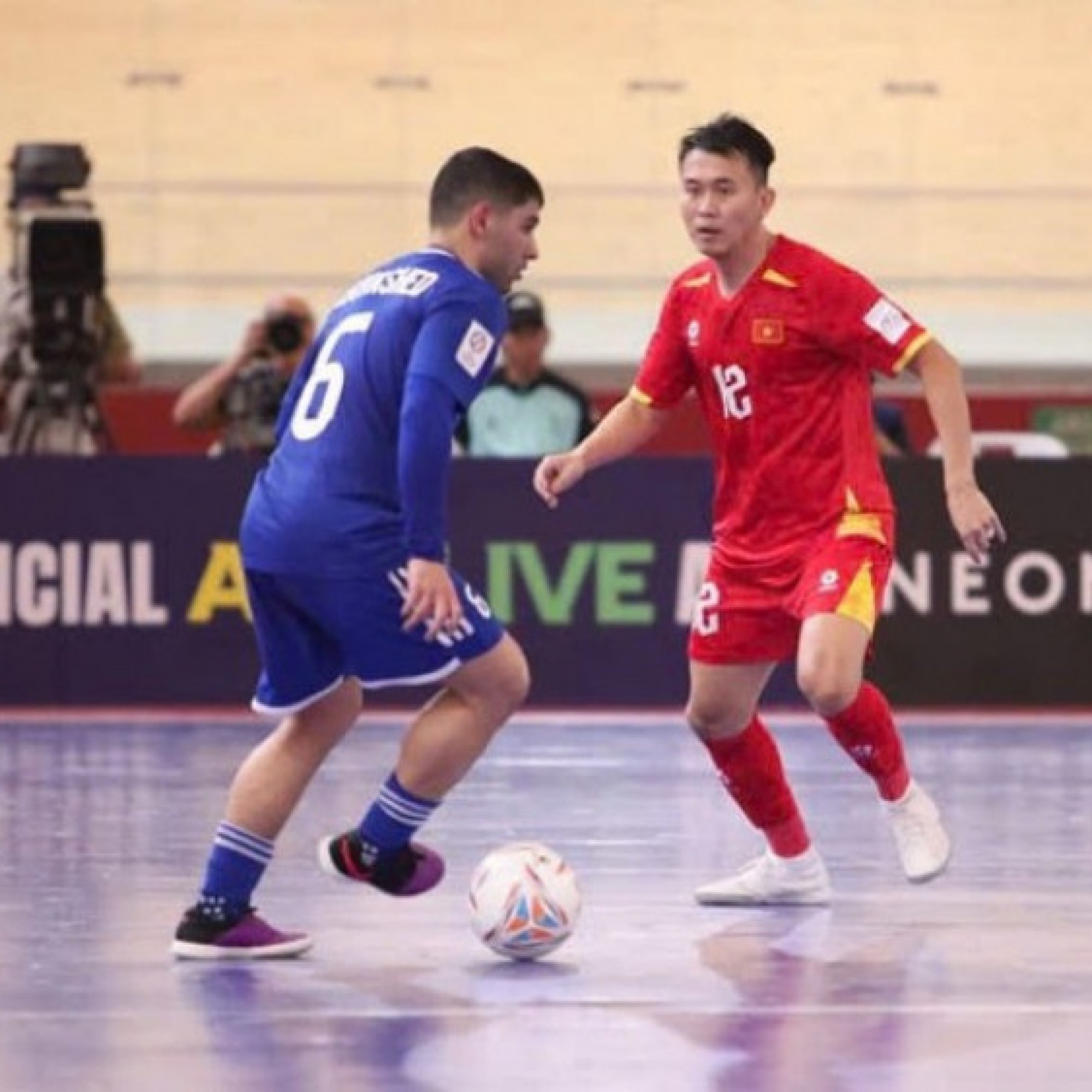  - Video bóng đá ĐT futsal Việt Nam - Kuwait: Rượt đuổi 6 bàn hấp dẫn (Vô địch châu Á)