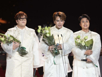 DTAP lập cú đúp “Nhà sản xuất âm nhạc của năm” và “Album của năm” tại Tinh hoa Việt mùa đầu tiên