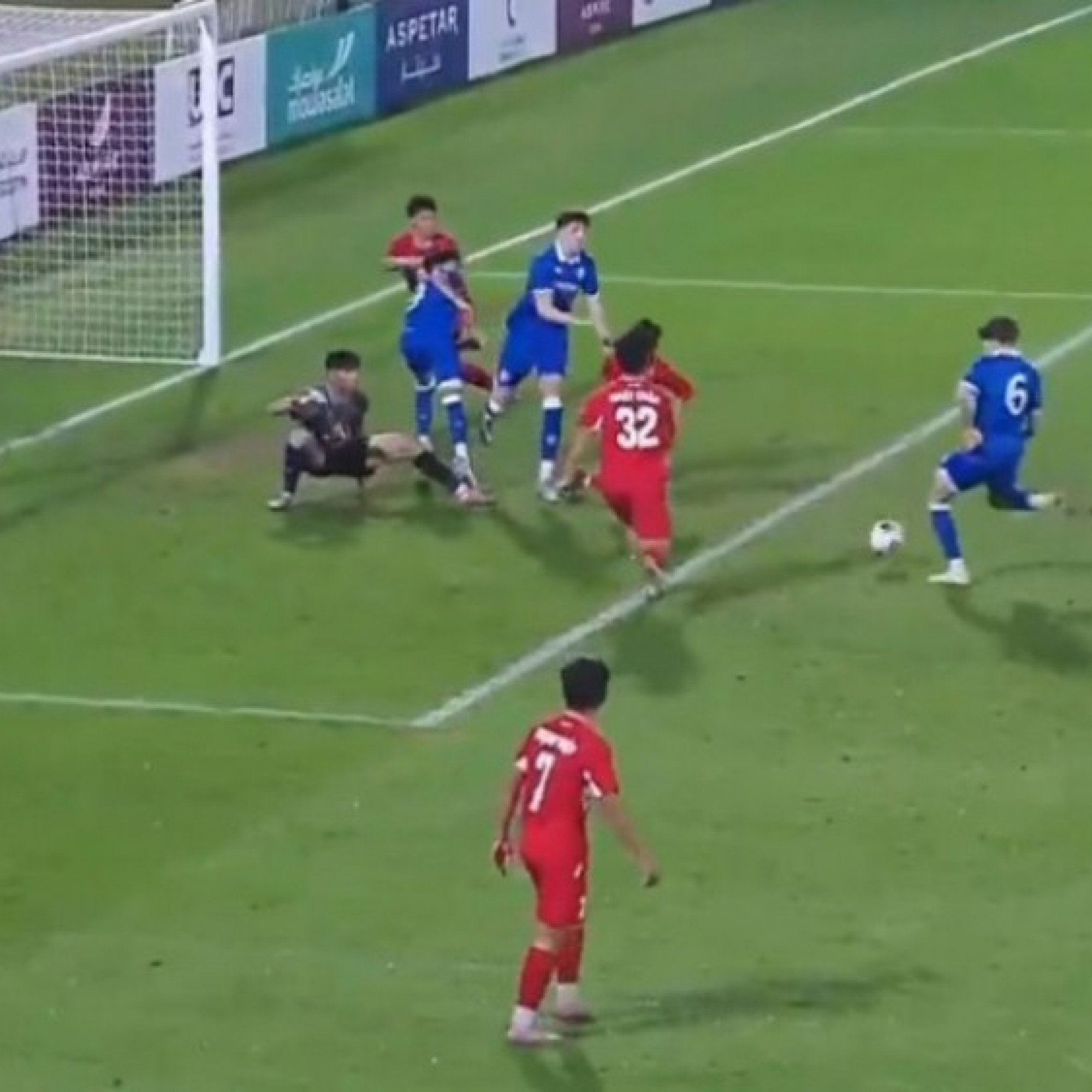  - U16 PVF nỗ lực chống trả đối thủ tới từ châu Âu, ngẩng cao đầu rời giải quốc tế