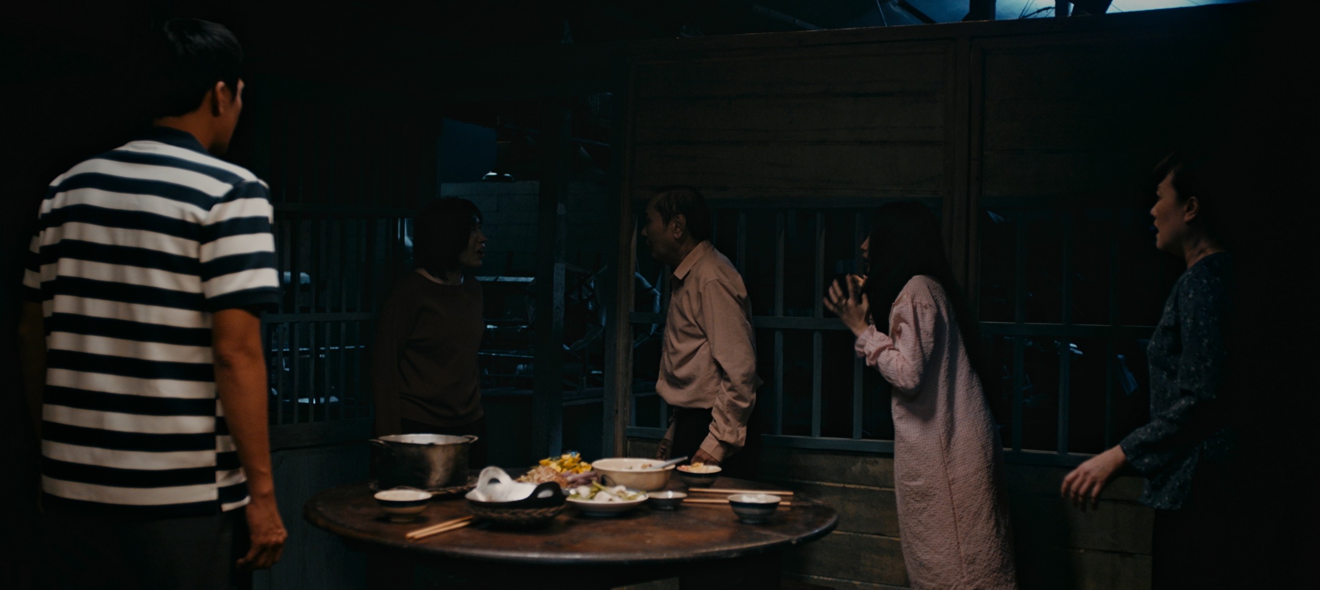 Khả Như bị phong ấn trong Quỷ Nhập Tràng 2, Quang Tuấn, Doãn Quốc Đam lần lượt đối mặt thế lực tà ác - 2