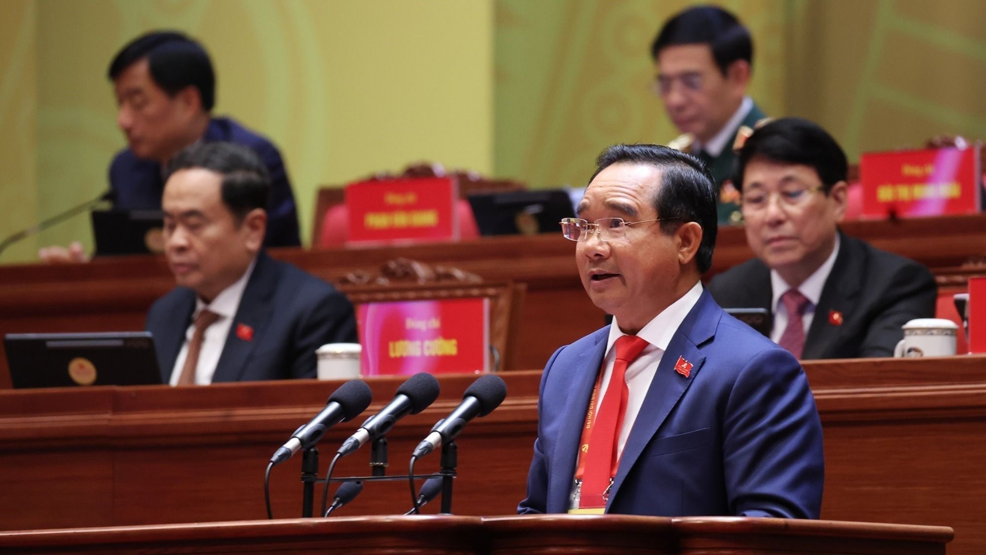 viet nam trong ky nguyen vuon minh: hung cuong va hanh phuc - 10