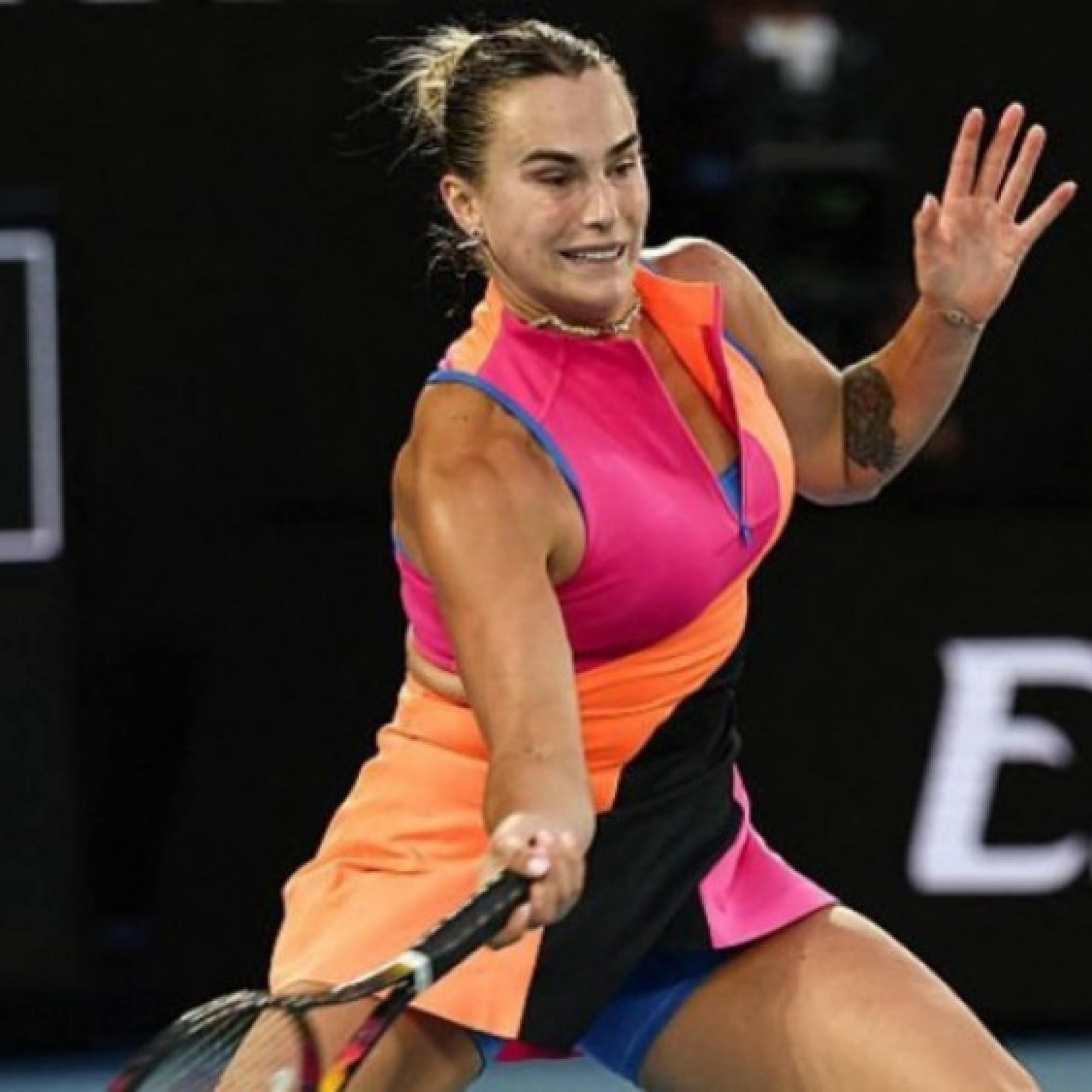  - Video tennis Sabalenka - Svitolina: 77 phút vùi dập, lấy vé chung kết (Australian Open)