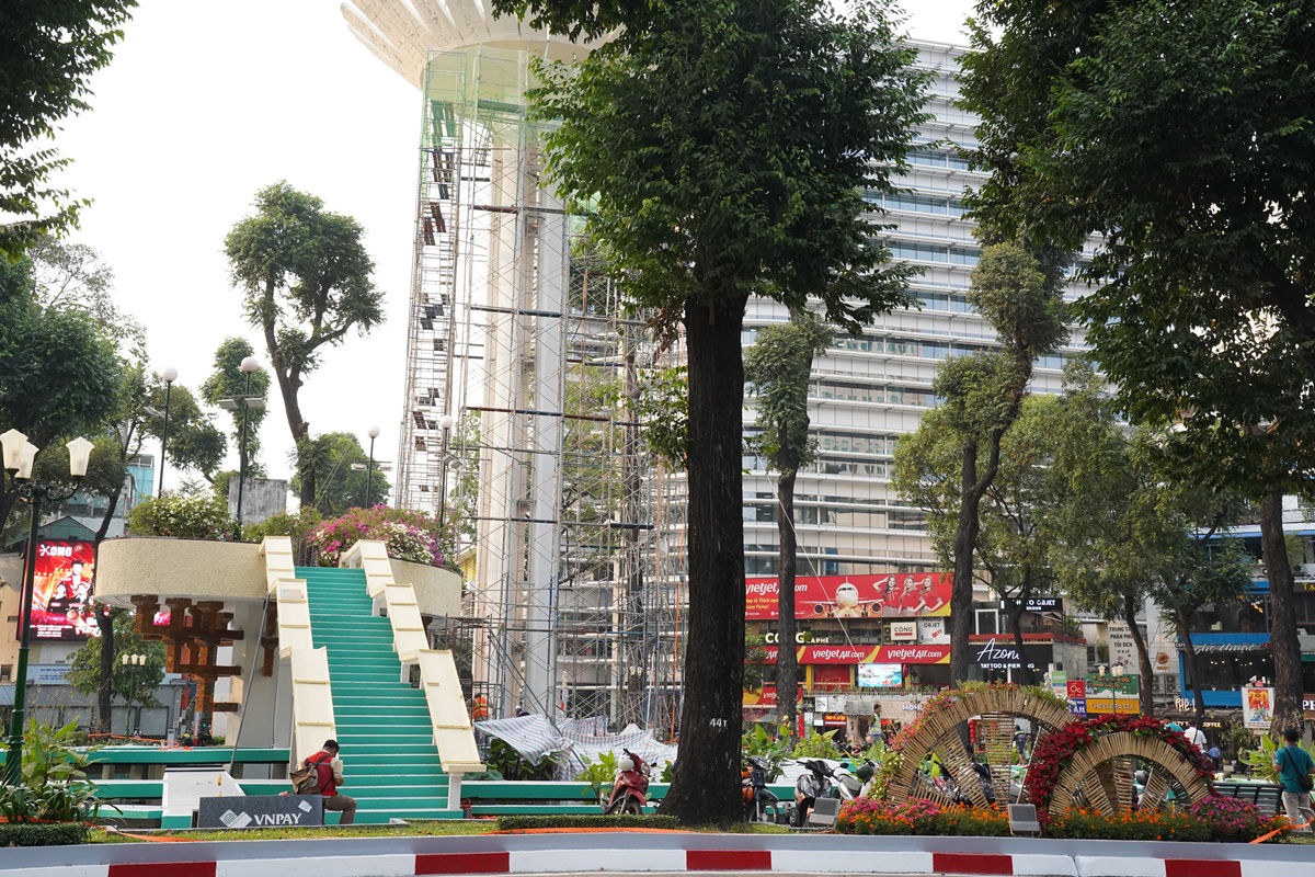 ho con rua khoac 'mau xanh ngoc' moi, hen ngay don nguoi dan check-in - 13