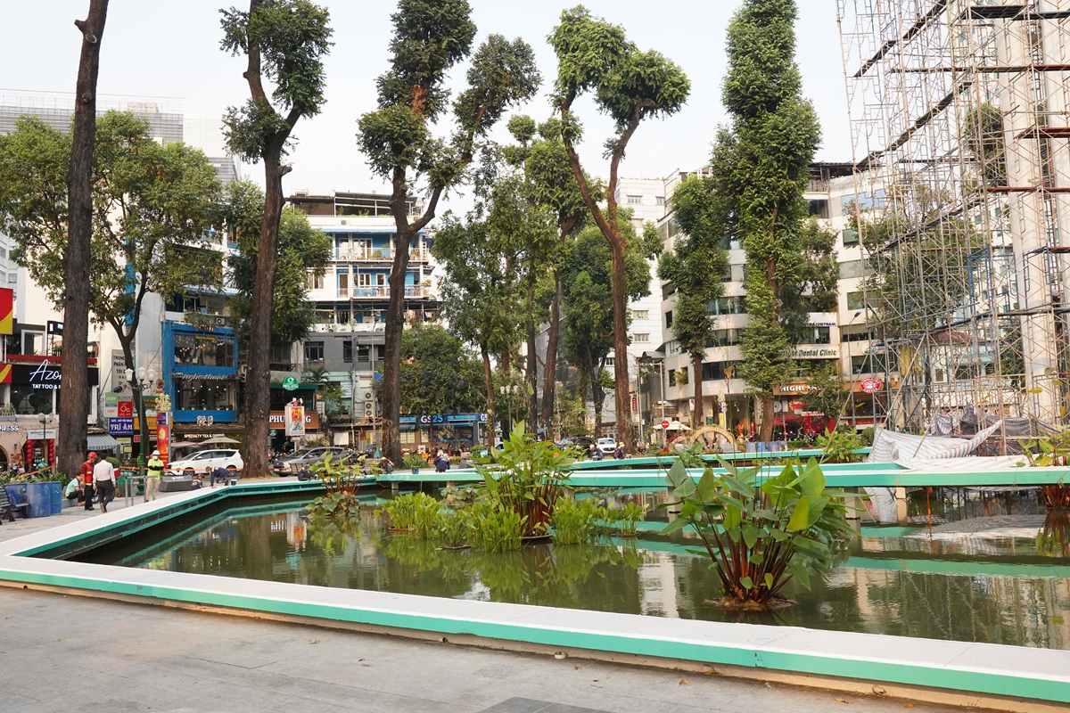 ho con rua khoac 'mau xanh ngoc' moi, hen ngay don nguoi dan check-in - 12