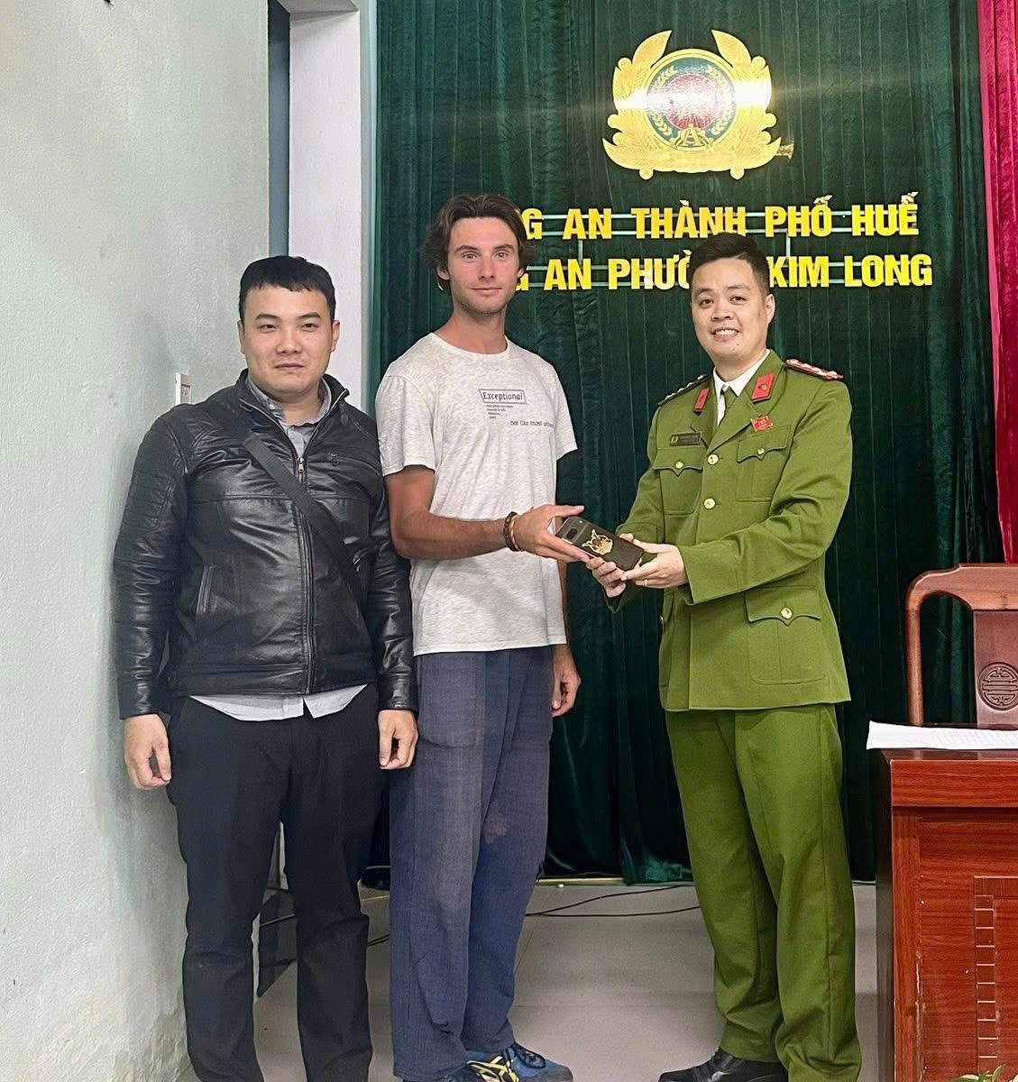 Lan tỏa hình ảnh đẹp về lực lượng CAND - 1