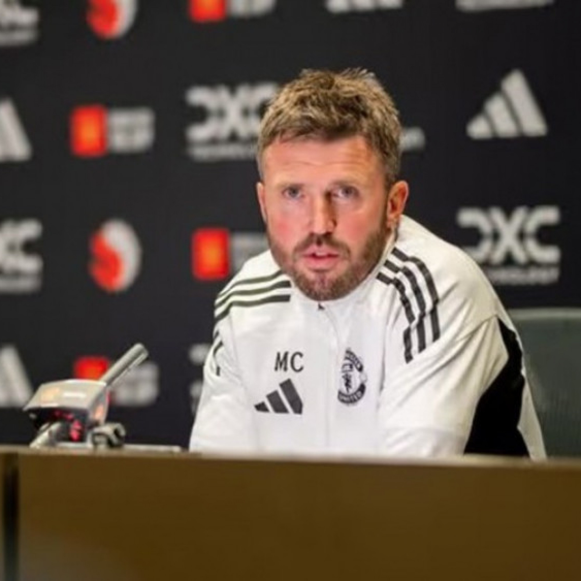  - Carrick xác nhận tin dữ về Dorgu, lên tiếng về tương lai của Fernandes